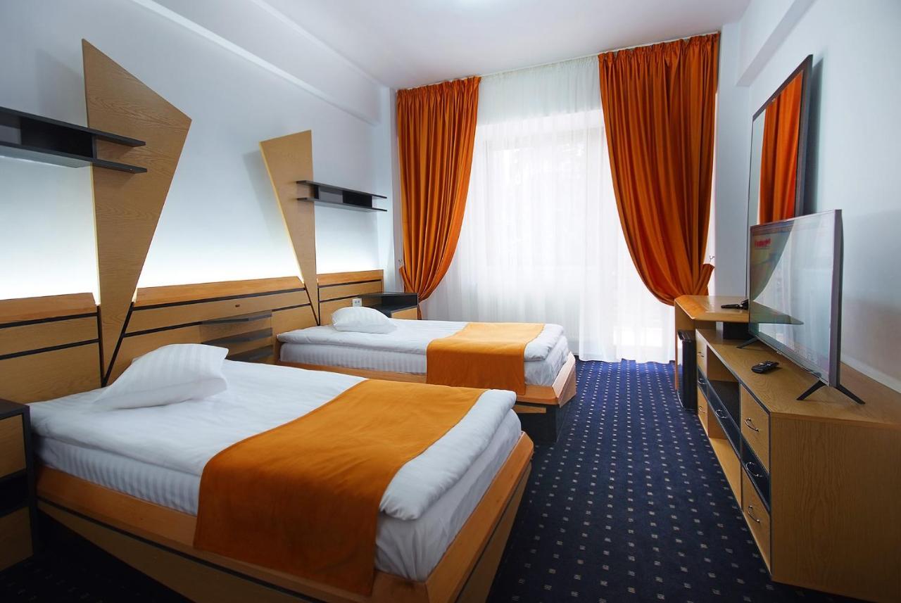 Complex Panoramic Hotell Slănic-Moldova Exteriör bild